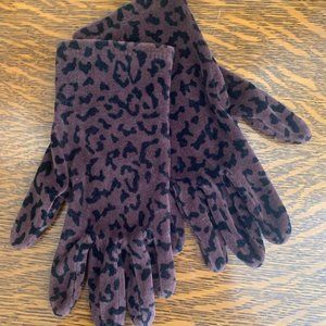 Leopard Gloves